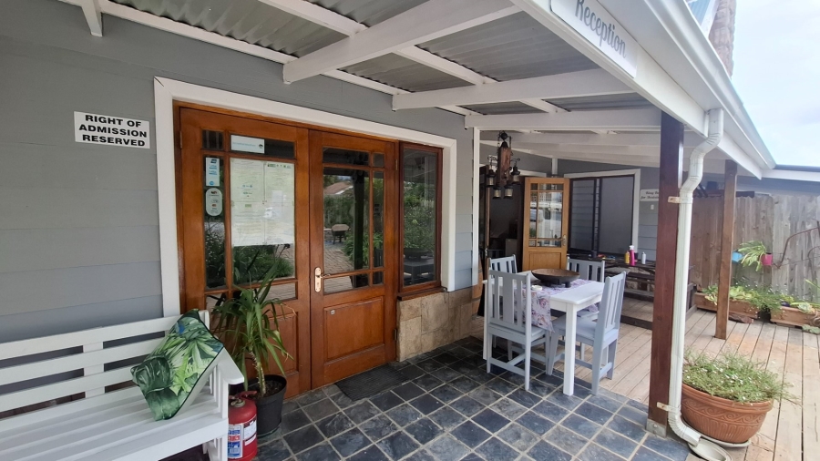 5 Bedroom Property for Sale in Blanco Western Cape